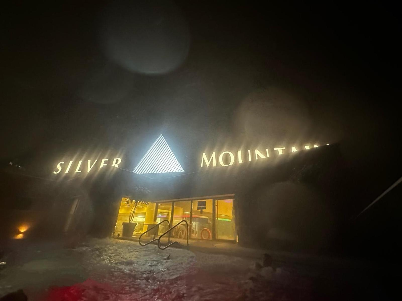 Fabulous Views Silver Mountain 3 Rooms Apartment ポイアナ・ブラショフ エクステリア 写真