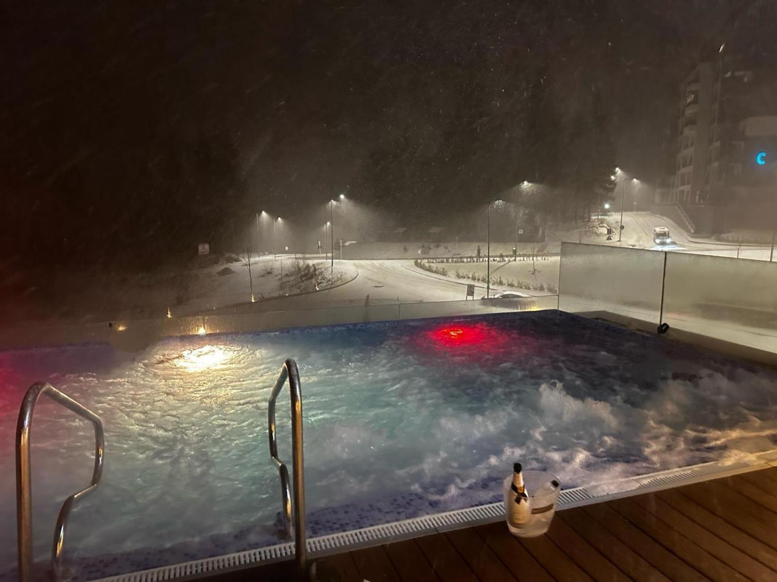 Fabulous Views Silver Mountain 3 Rooms Apartment ポイアナ・ブラショフ エクステリア 写真